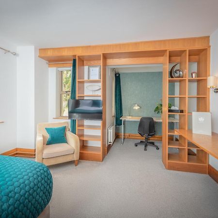Brennan Court Guest Accommodation Limerick Bagian luar foto