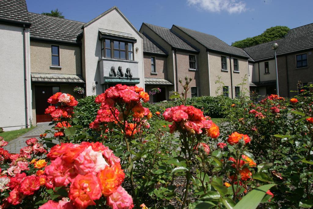 Brennan Court Guest Accommodation Limerick Bagian luar foto